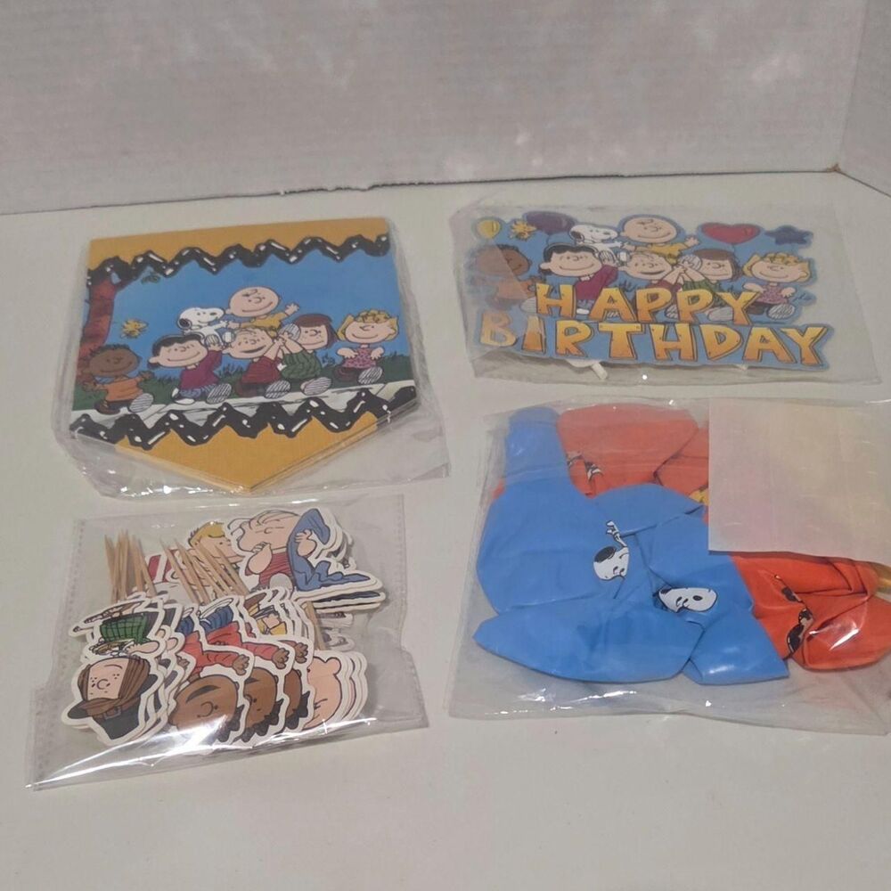 Peanuts Multi Decorations - Picture 3 of 3